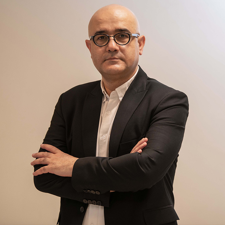 احمد بیابانی​ مدرس دوره MBA حسابداری مالی