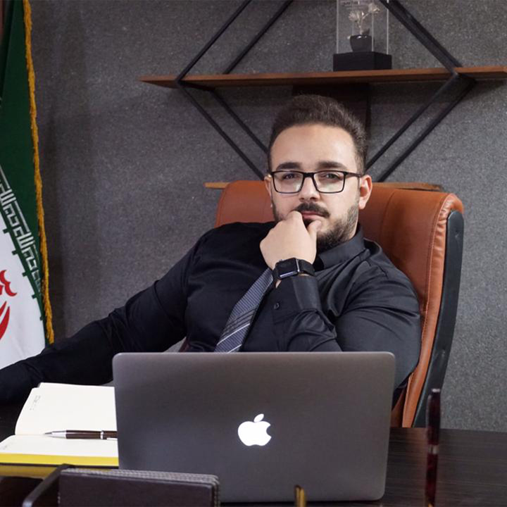 امیر محمد خرمی مدرس دوره آموزش نرم افزار پارسیان